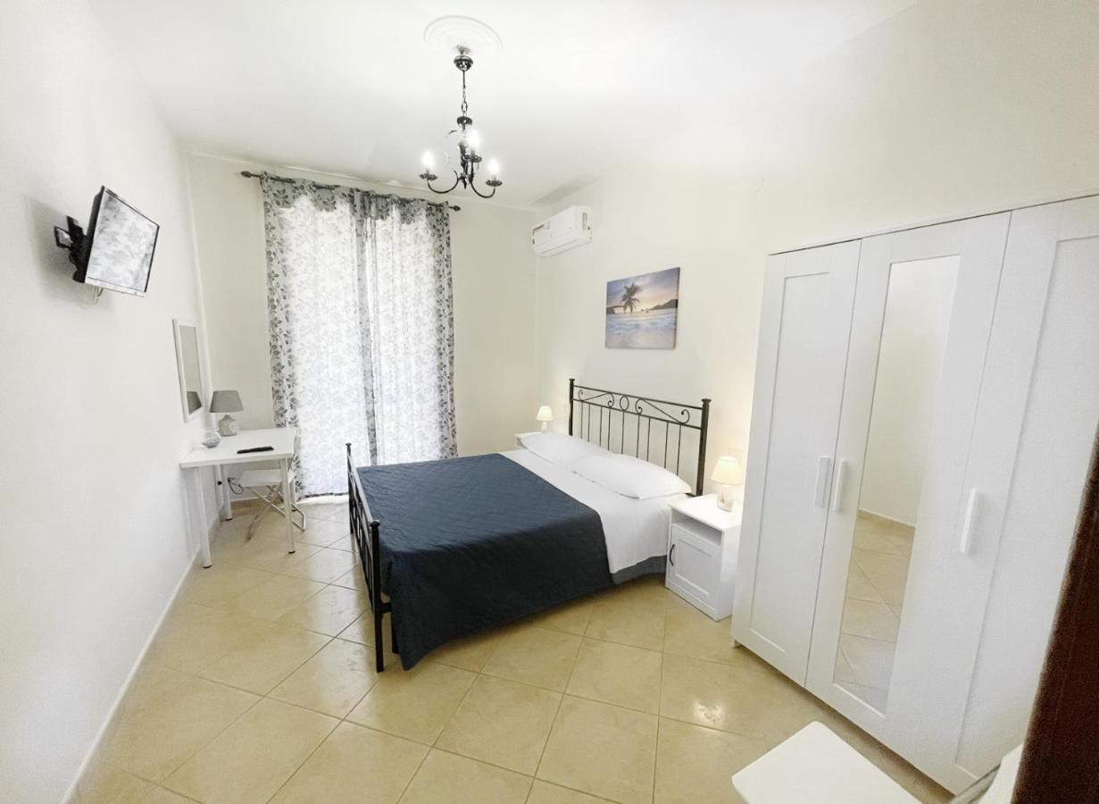 Flavia Apartment Кастелламмаре-ді-Стабія Екстер'єр фото