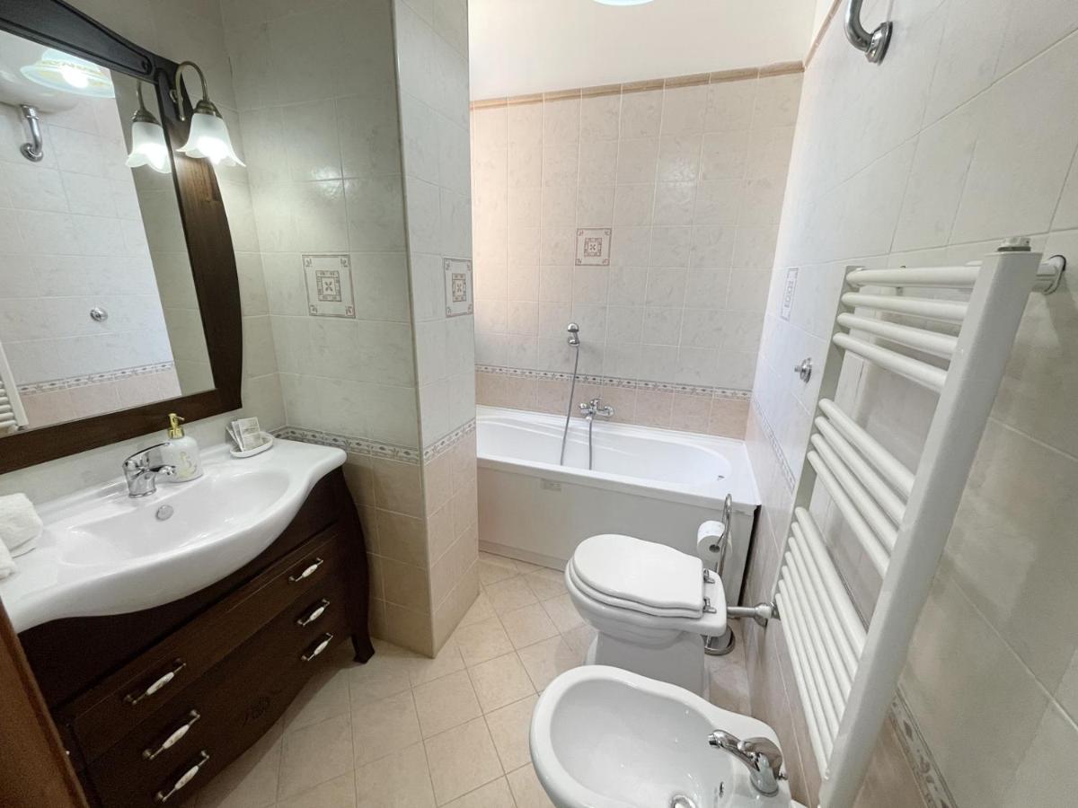 Flavia Apartment Кастелламмаре-ді-Стабія Екстер'єр фото