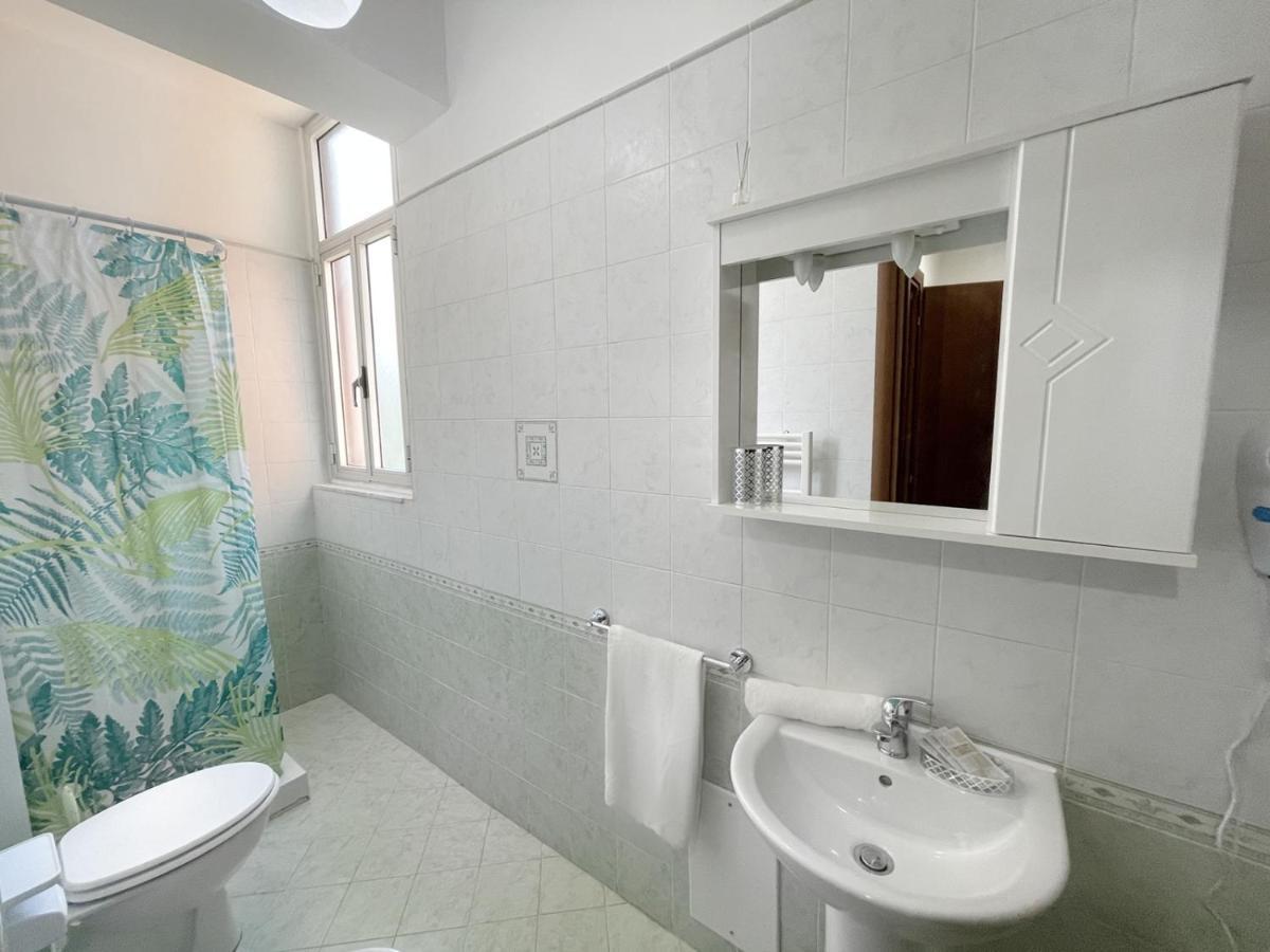 Flavia Apartment Кастелламмаре-ді-Стабія Екстер'єр фото
