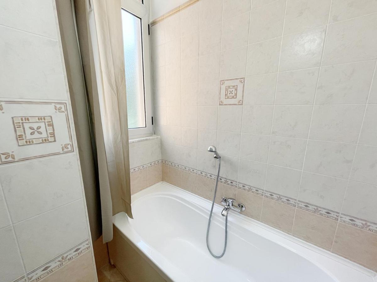 Flavia Apartment Кастелламмаре-ді-Стабія Екстер'єр фото